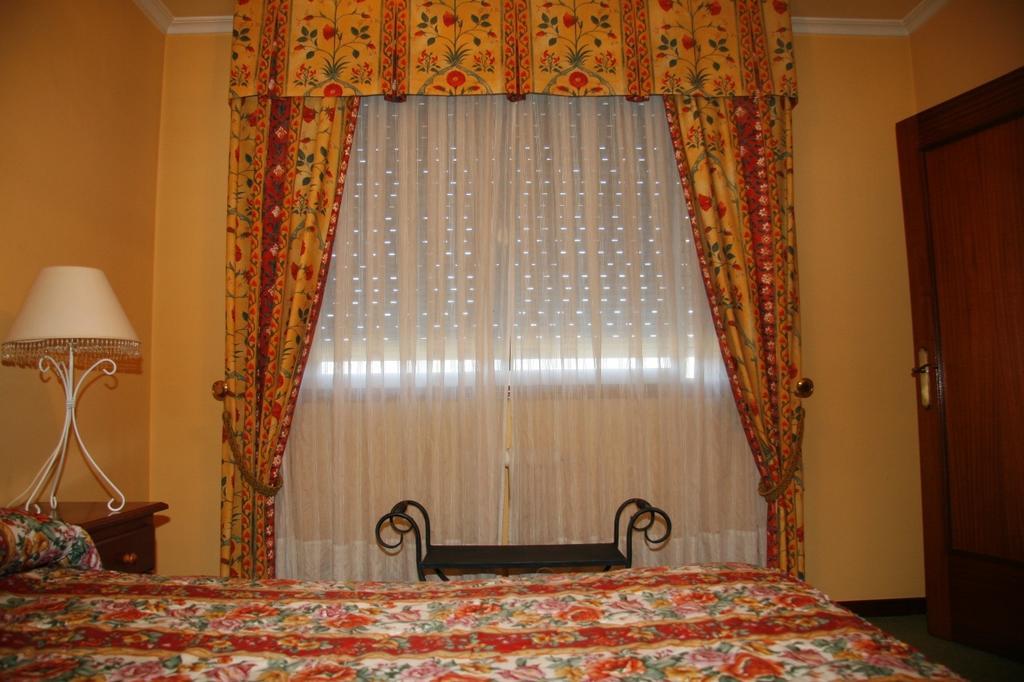 Hotel San Rosendo Ourense Phòng bức ảnh